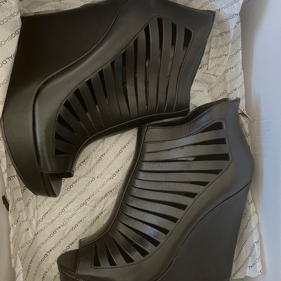 ALDO OCENAMA black wedge heels - Picture 5 of 5